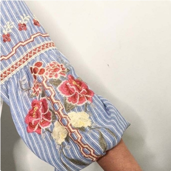 Paparazzi by Biz Embroidered Boho Peasant Top Blue - Picture 5 of 11